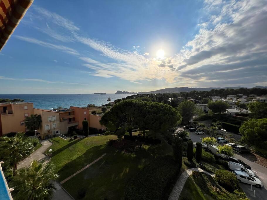 Studio La Ciotat Vue Mer Avec Garage エクステリア 写真