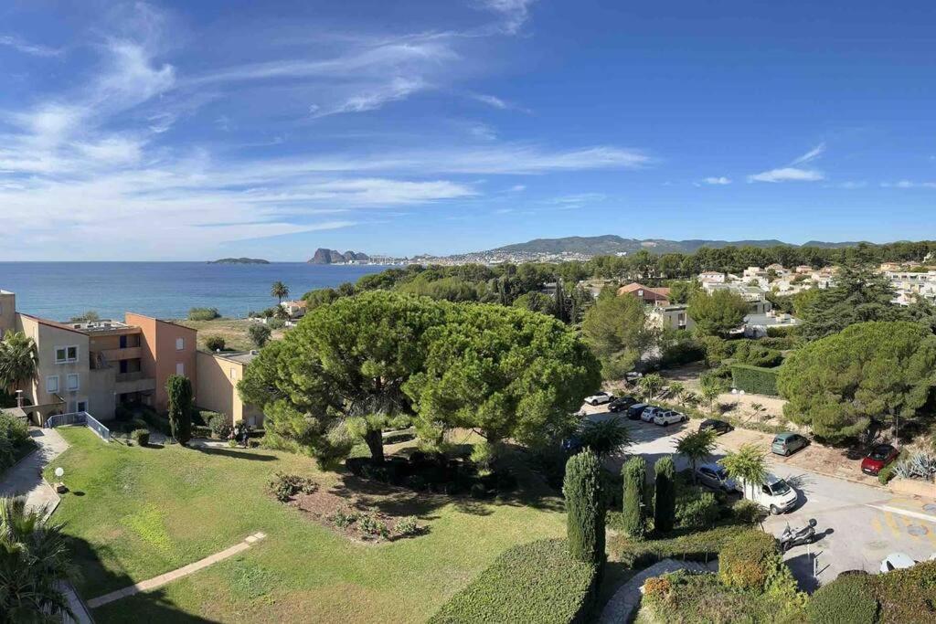 Studio La Ciotat Vue Mer Avec Garage エクステリア 写真